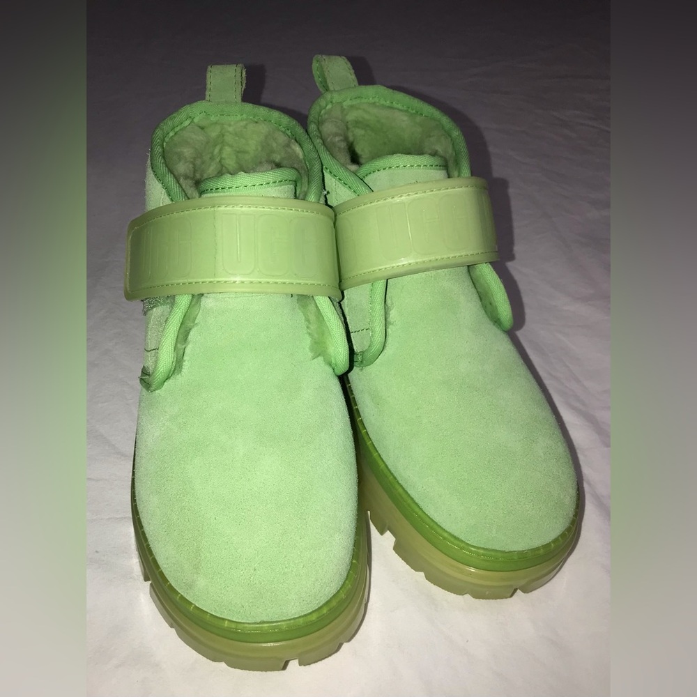 Ugg Womens Neumel Clear Chukka Boot - Picture 11 of 12